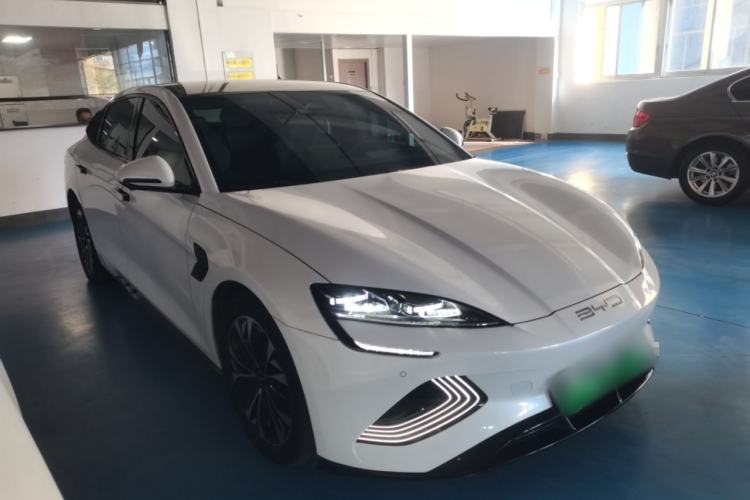 Used BYD Seal 2022 550 km Standard Range Rear-Wheel Drive Prestige Version
