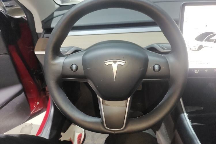 Used Tesla Model 3 2019 Long-Range All-Wheel-Drive Version
