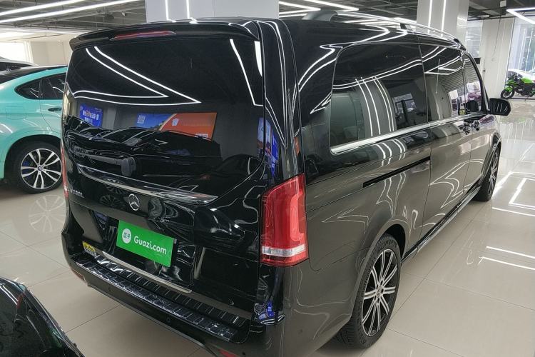 Used Mercedes-Benz V-Class 2022 V 260 L Long-wheelbase Luxury Edition