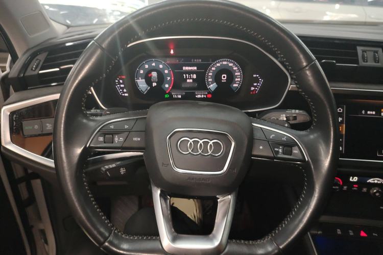 Used Audi Q3 2019 40 TFSI quattro Fashion Dynamic Model