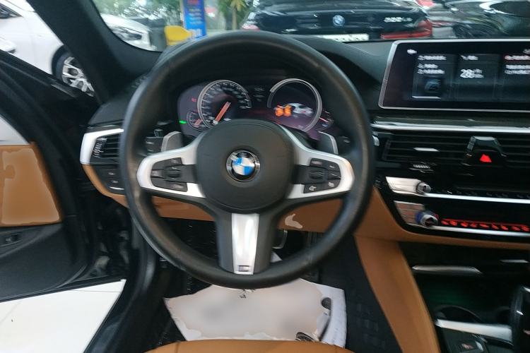 Used BMW 5 Series 2018 Restyled 530Li Luxury Edition M Sport Package
