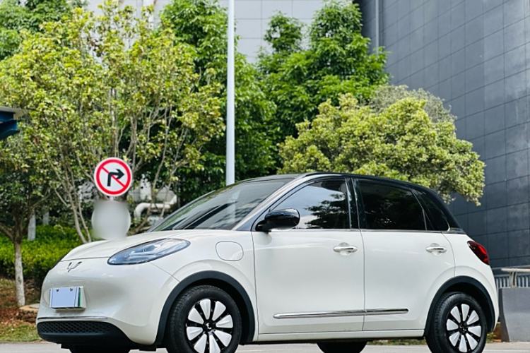Used Wuling Bingo 2023 410 km Lingxi Deluxe Edition
