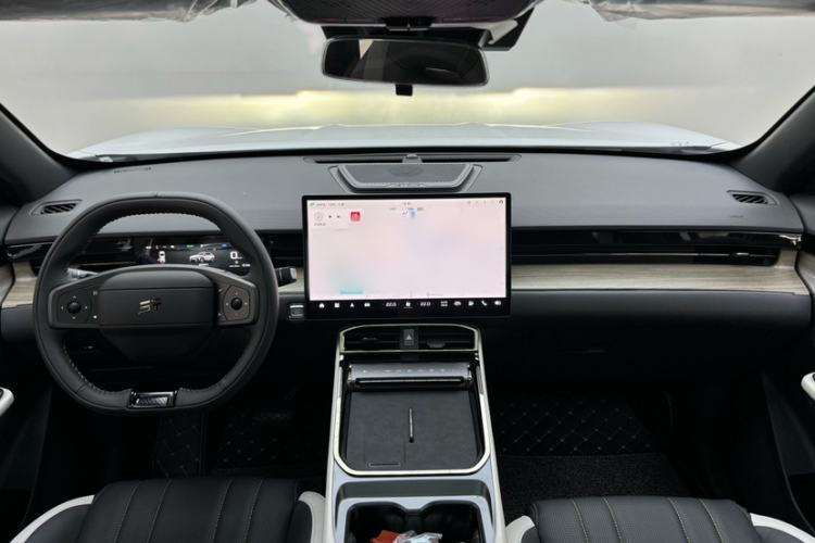 Used  Shanhai L6 2024 1.5TD DHT MAX
