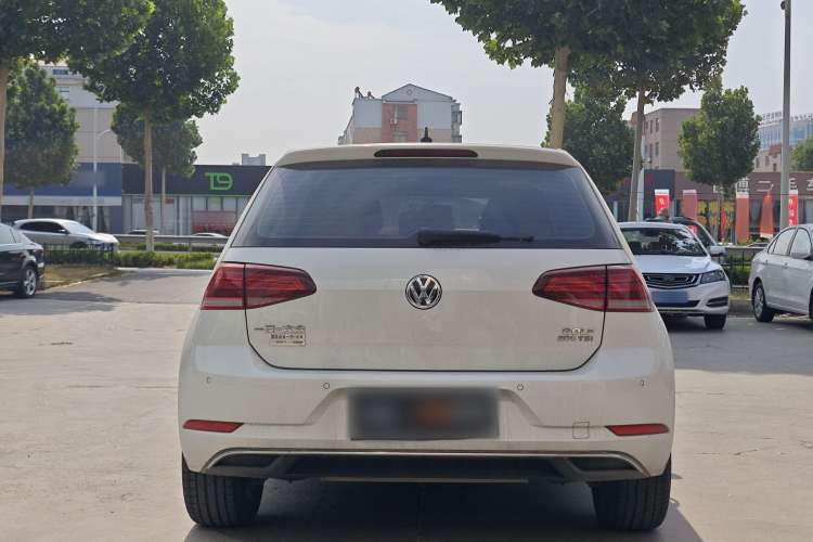 Used Volkswagen Golf 2020 200TSI DSG Comfortable and Ambitious Edition
