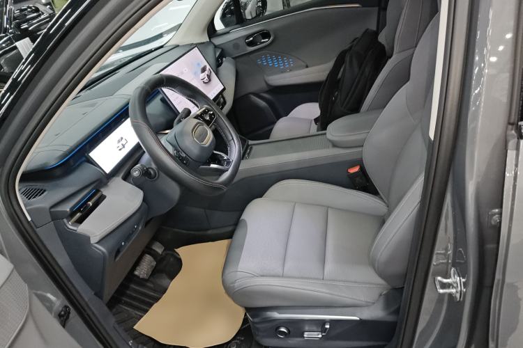 Used Lynk & Co 06 EM-P 2025 EM-P 126 Long-Range Halo