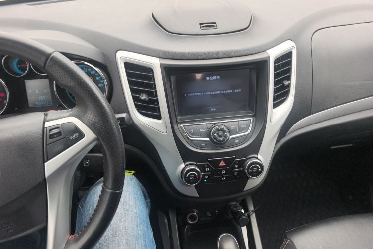 Used Changan CS35 2015 1.6L Automatic Luxury Model China IV Standard