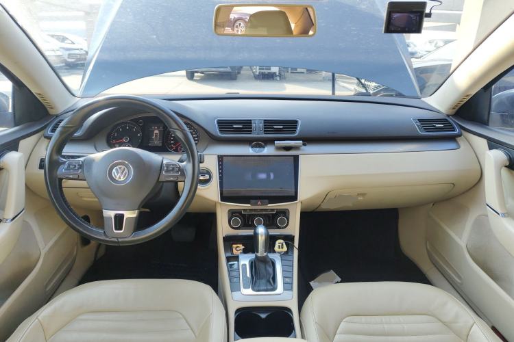 Used Volkswagen Magotan 2013 1.8TSI Premier Model
