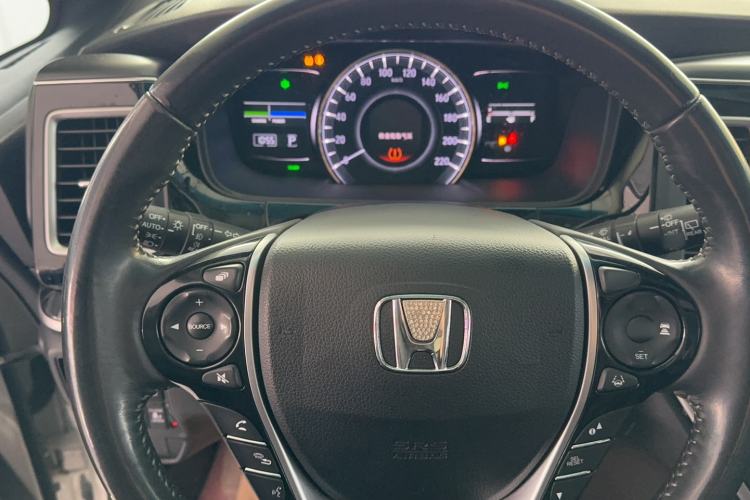 Used Honda Elysion 2019 2.0L Hybrid Luxury Edition
