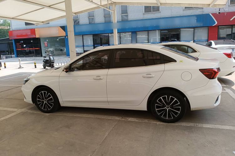 Used Roewe i5 2021 Revised Version 1.5L CVT Diamond Edition
