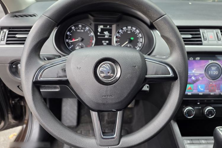 Used Skoda Octavia 2017 Classic Model 1.6L Automatic Comfort Edition