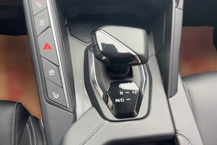 Used Lynk & Co 06 2023 Remix 1.5T Shero
