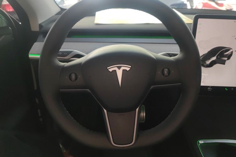 Used Tesla Model Y 2023 High-Performance All-Wheel-Drive Version
