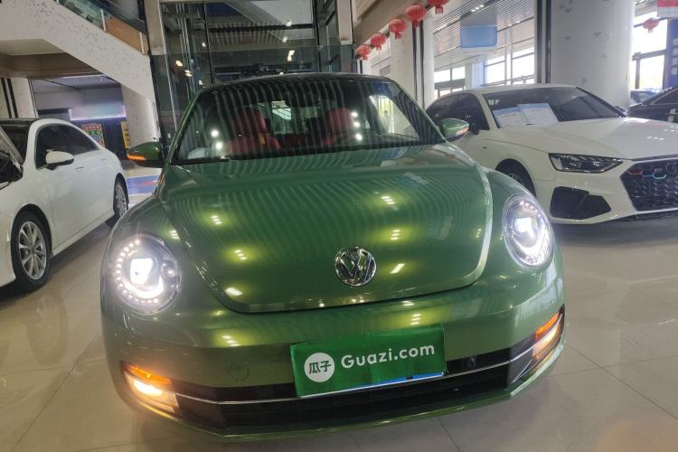 Used Volkswagen Beetle 2015 180TSI model
