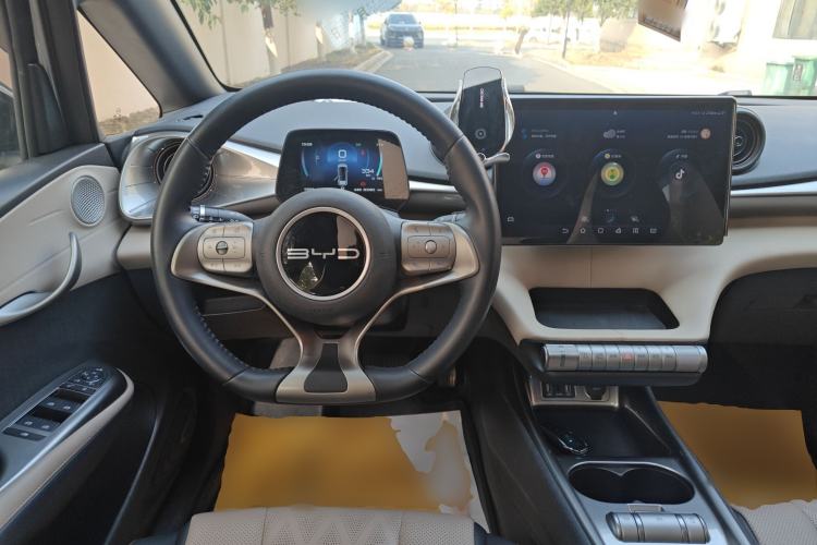 Used BYD Dolphin 2023 420 km Fashion Edition