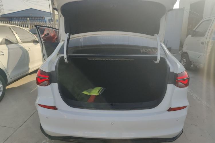 Used Chevrolet Monza 2019 RS 330T Automatic Comfort Edition China VI Standard
