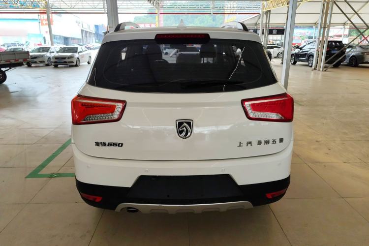Used Baojun 560 2016 1.8L Manual Elite Version
