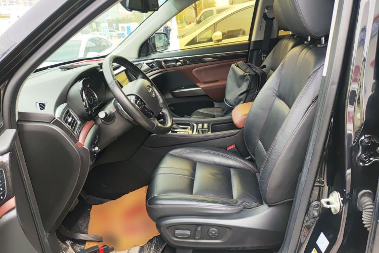 Used GAC Trumpchi GS8 2017 320T Two-Wheel Drive Luxury Smart Connectivity Version (7 Seats)
