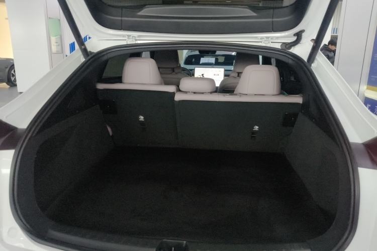 Used ONVO L60 2024 60 kWh Rear-Drive Version
