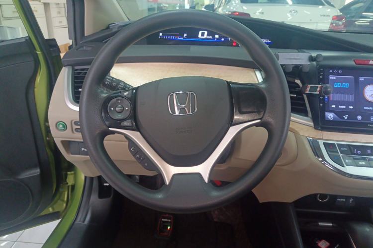 Used Honda Jade 2014 1.8L Automatic Comfort Elite Version 5 Seats
