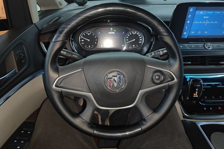 Used Buick GL8 2020 Land Cruiser Executive Class 652T Comfort Model
