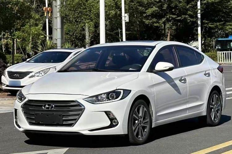 Used Hyundai Elantra 2016 1.6L Automatic ZhiXuan – Elite Version
