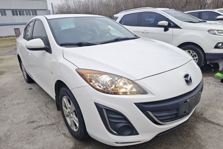 Used Mazda Mazda 3 2015 Sedan 1.6L Manual Comfort Model