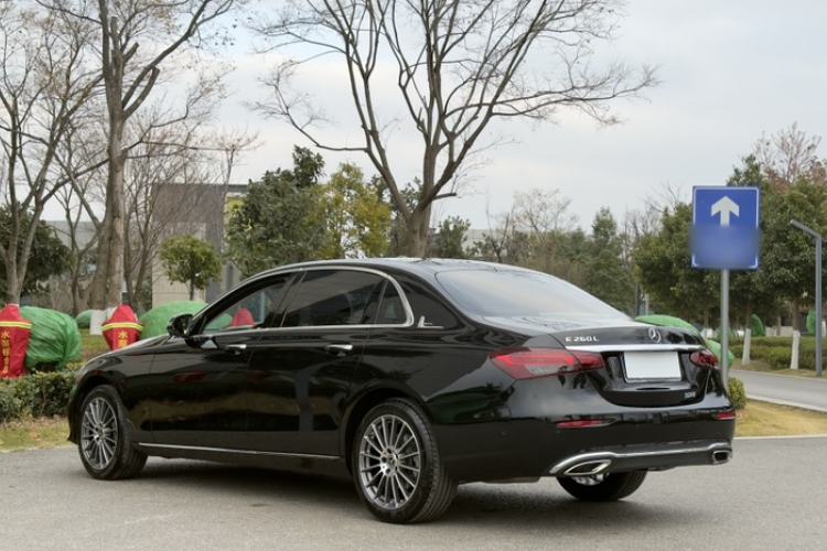 Used Mercedes-Benz E-Class 2023 E 260 L