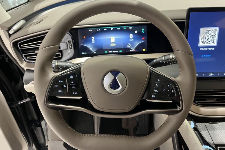 Used Denza D9 2022 DM-i 970 Four-Wheel Drive Flagship Model
