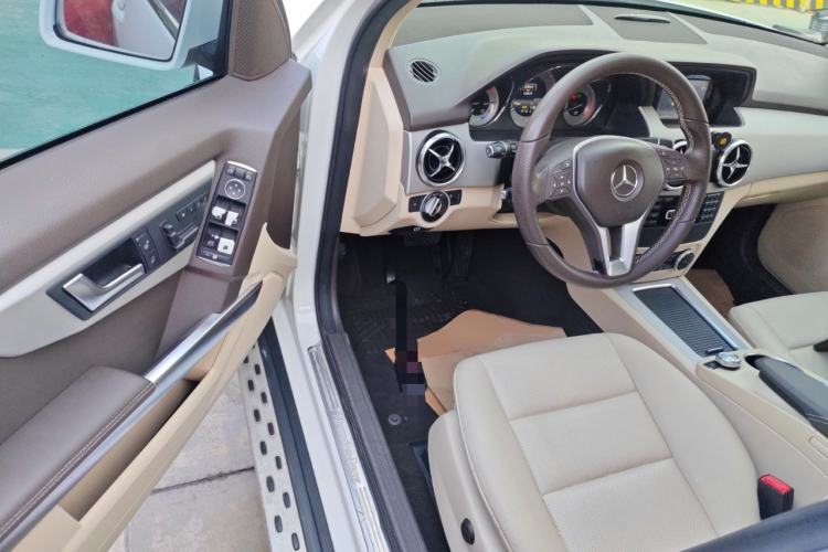 Used Mercedes-Benz GLK-Class 2014 GLK 260 4MATIC Dynamic Model
