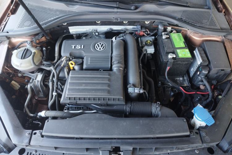 Used Volkswagen Lamando 2015 230TSI DSG Fashion Edition
