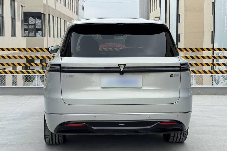 Used  S09 2025 Four-Wheel Drive Ultra+ Custom Edition
