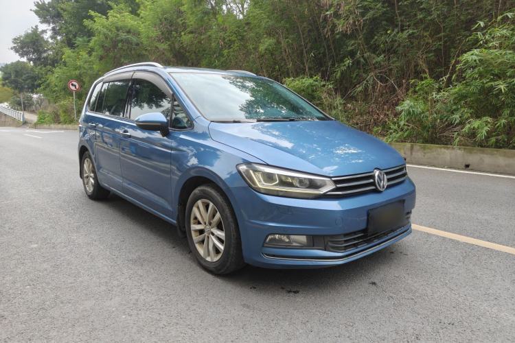 Used Volkswagen Touran 2016 Volkswagen Touran L 280TSI DSG Comfort Edition
