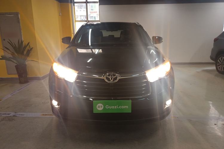 Used Toyota Highlander 2015 2.0T Two-Wheel Drive Luxury Edition 7 Seats