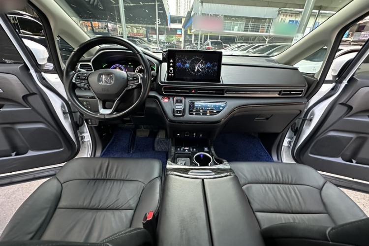 Used Honda Elysion 2022 2.0L eHEV Luxury First Edition
