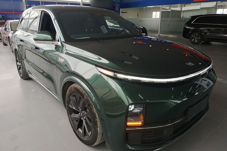 Used Li Auto L8 2023 Pro Model
