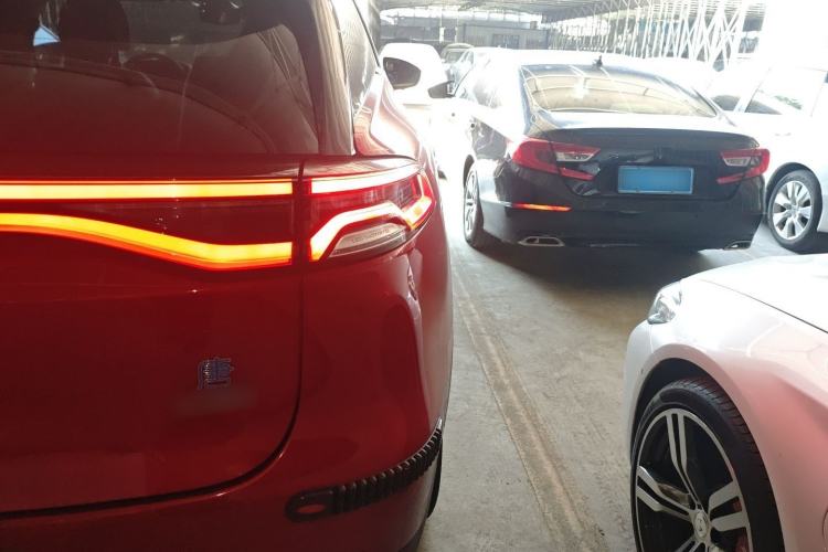 Used BYD Tang New Energy 2018 DM 2.0T All-Wheel Drive Smart Connect Genesis Edition 7 Seats China V Emission Standard