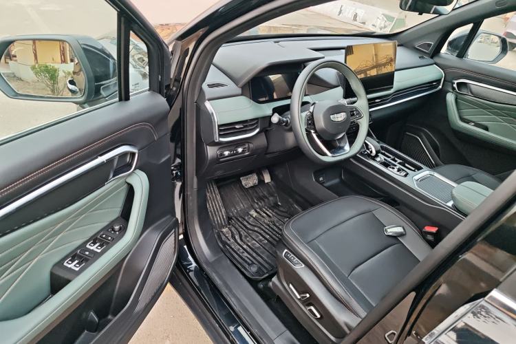 Used Geely Auto Haoyue L 2024 2.0T DCT Flagship Version