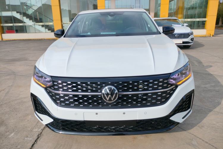 Used Volkswagen Lavida 2024 300TSI DSG Starry Sky Leading Edition
