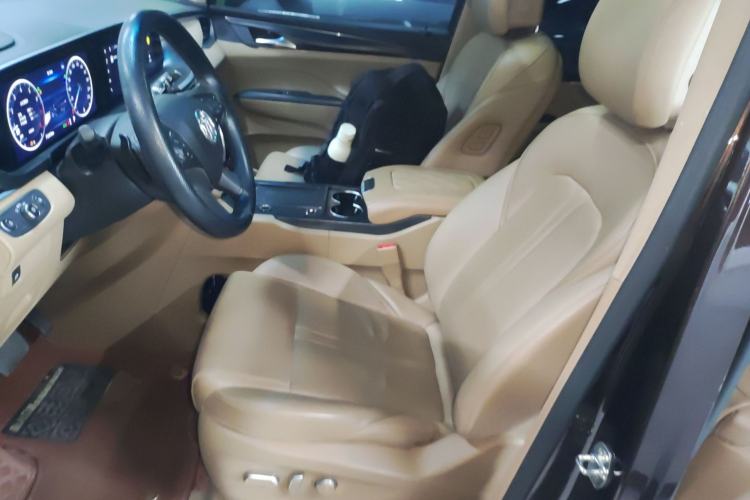 Used Buick GL8 2021 ES Landtrek 653T Luxury Model