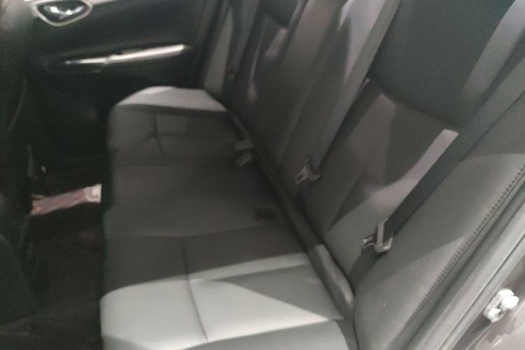 Used Nissan Sylphy 2014 1.6XV CVT Deluxe Edition
