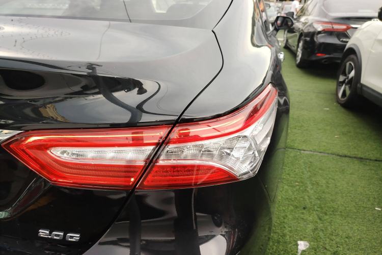 Used Toyota Camry 2019 Revised Version 2.0G Luxury Edition
