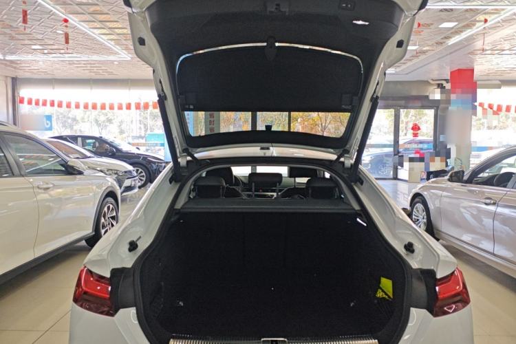 Used Audi A5 2022 Sportback 40 TFSI quattro Luxury Dynamic Model
