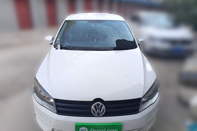 Used Volkswagen Jetta 2015 Value Edition 1.6L Manual Fashionable Style
