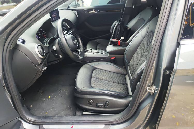 Used Audi A3 2020 Limousine 35 TFSI Fashion Edition China VI Emission Standard
