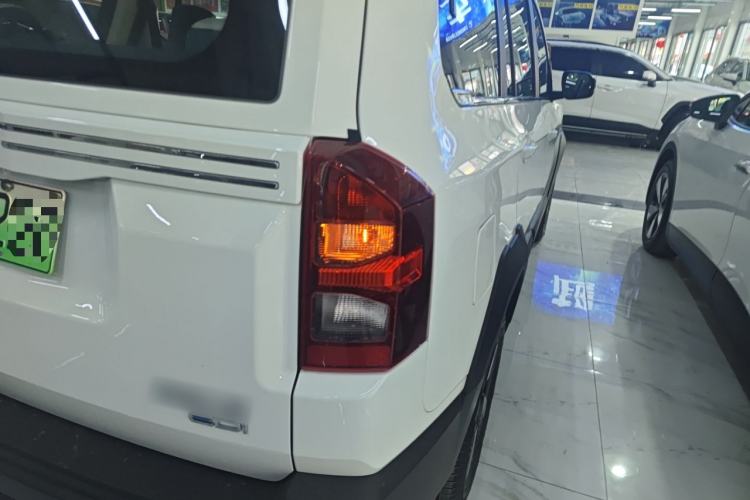 Used SWM Dahu EDi 2023 EDi 1.5L Comfort Model 7 Seats
