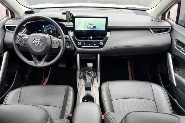 Used Toyota Corolla Cross 2023 Dual-Motor 2.0L Pioneer Edition
