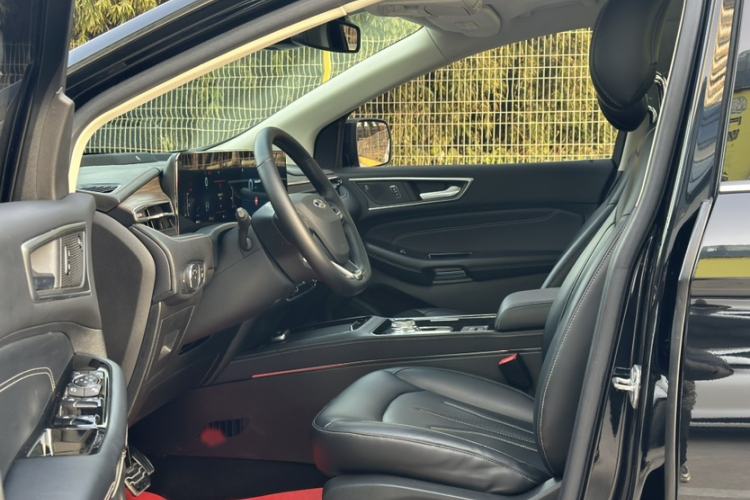 Used Ford Edge 2021 PLUS EcoBoost 245 Two-Wheel-Drive Titanium 7-Seater