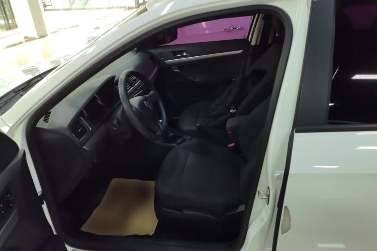 Used Volkswagen Lavida 2017 1.6L Automatic Fashion Edition