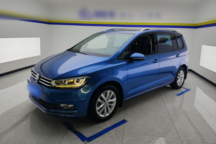 Used Volkswagen Touran 2016 Touran L 280TSI DSG Style Edition
