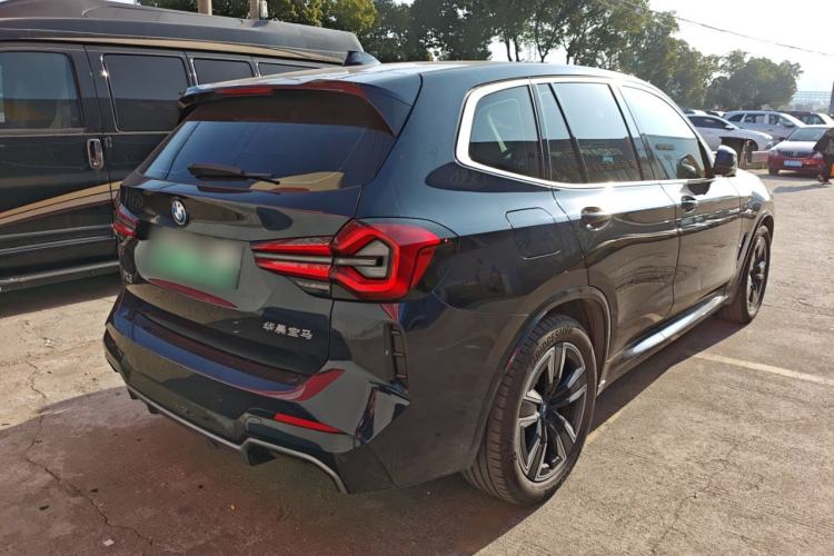 Used BMW iX3 2022 Updated Leading Version
